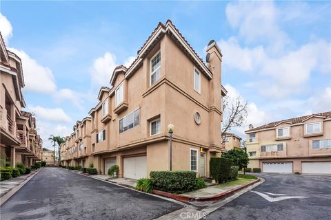 13957 Lemoli Avenue Hawthorne CA 90250