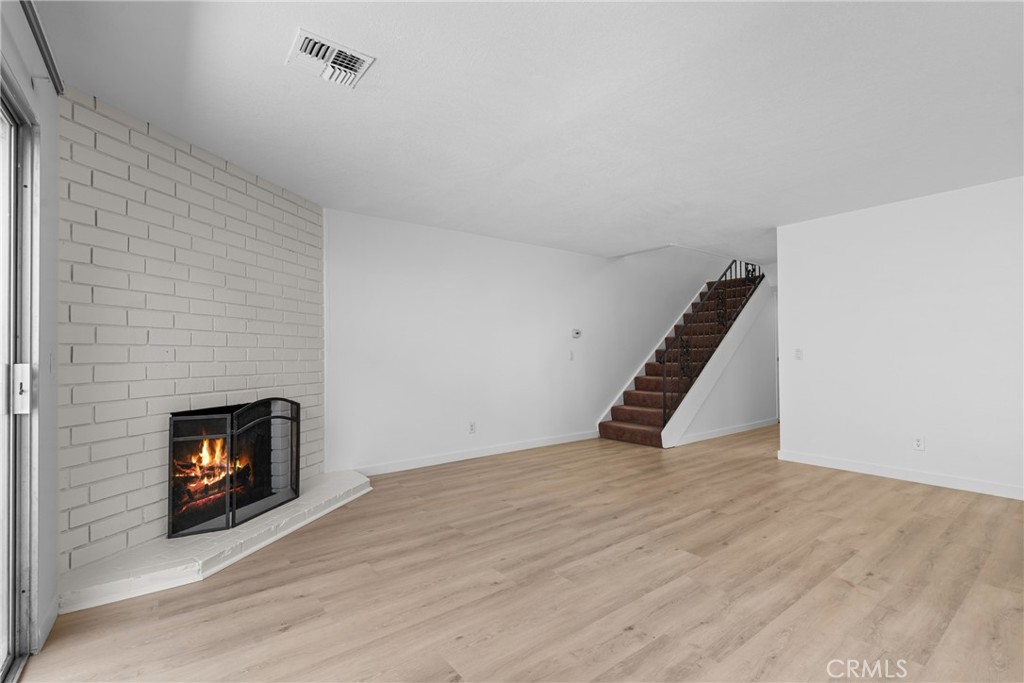 2525 N Bourbon Court E2