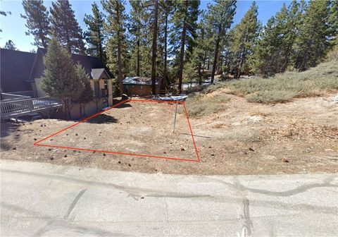 33279 Holcomb Creek Drive Green Valley Lake CA 92341