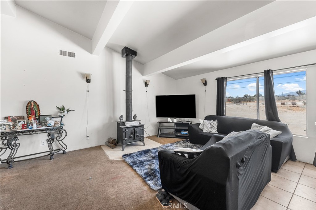 3104 Sacramento