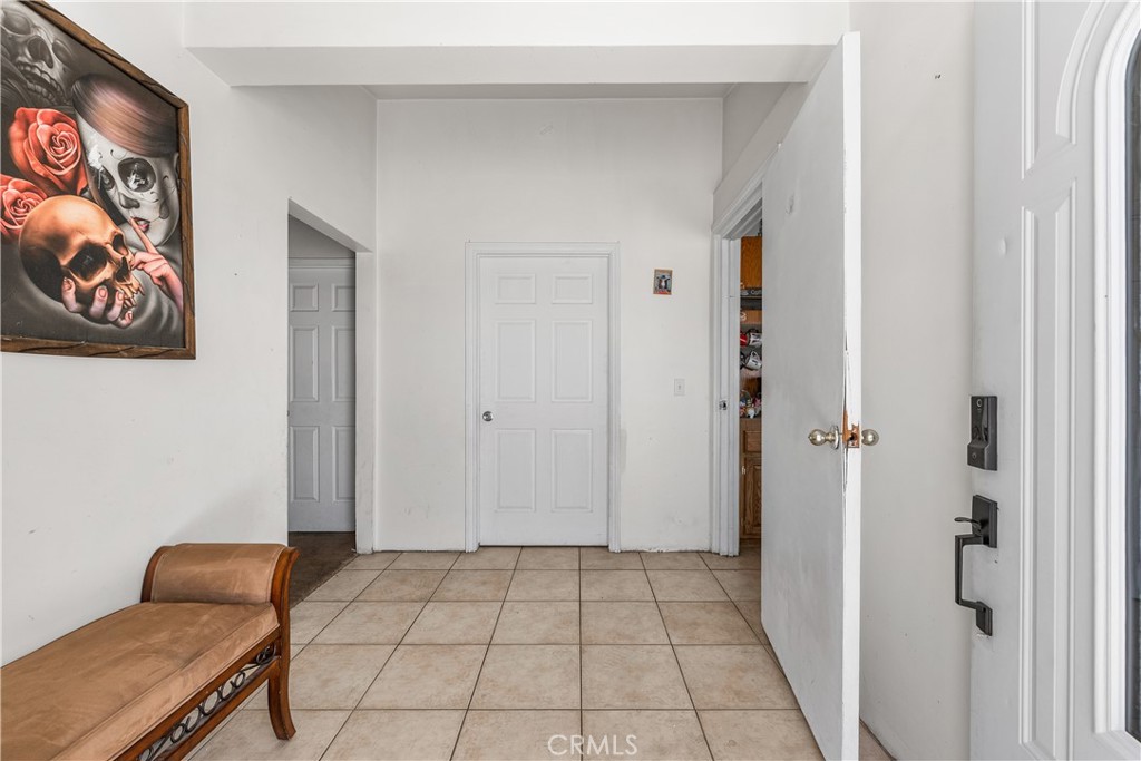 3104 Sacramento