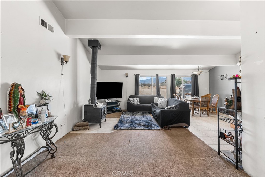 3104 Sacramento