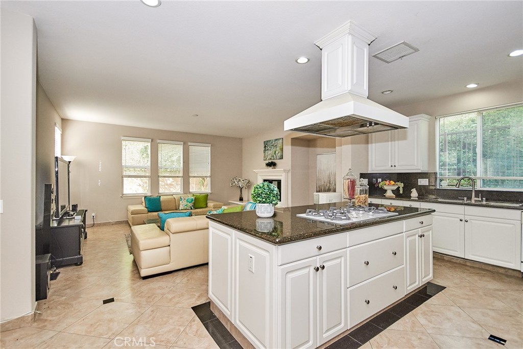 2951 Hawks Pointe Court