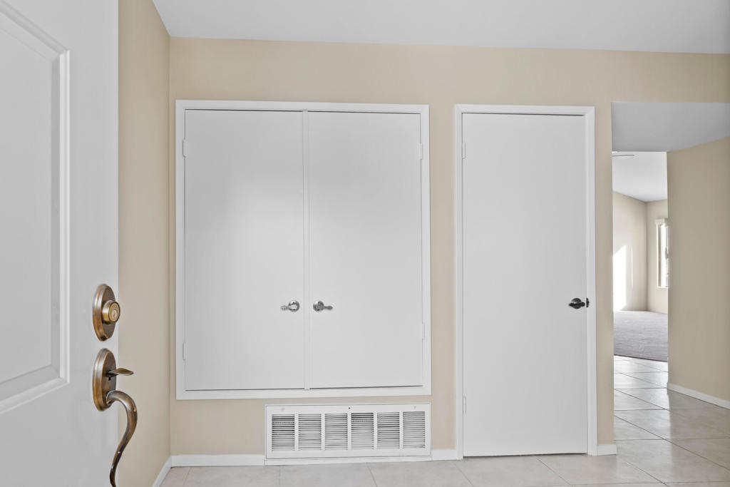 Canyon Shores - Residential