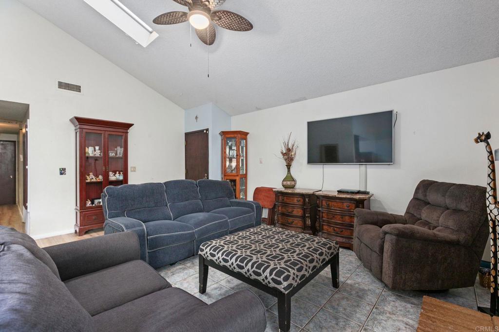 6919 Sandleford Way