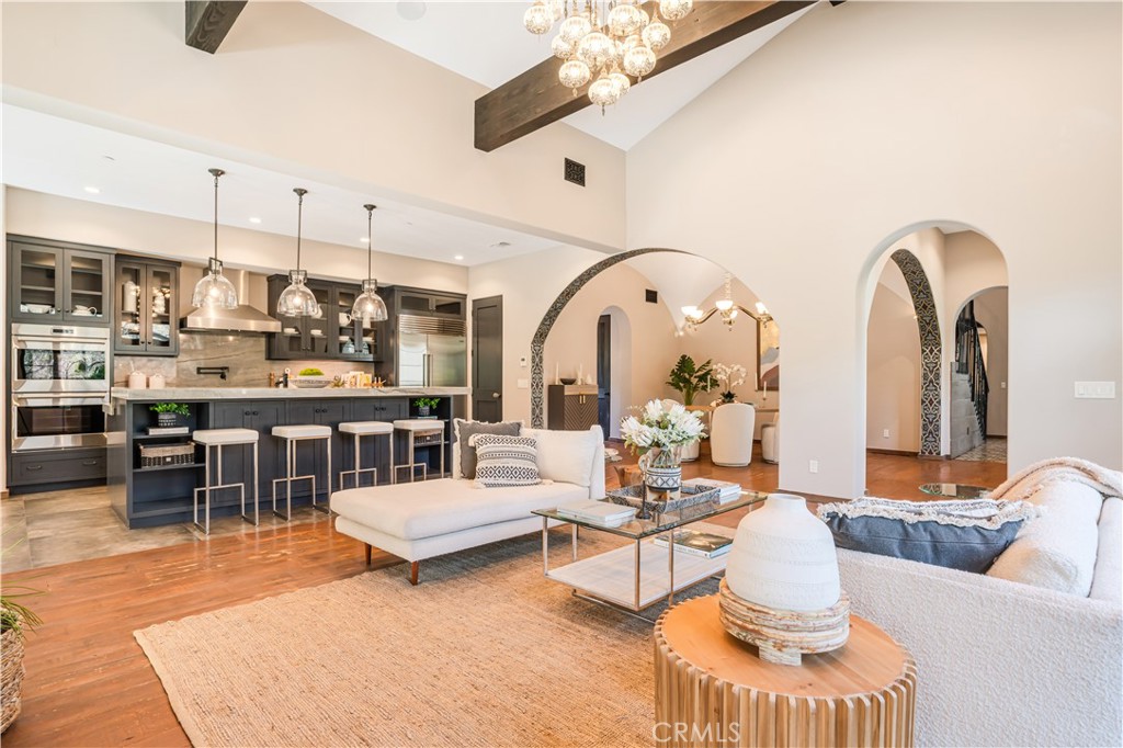 Old Agoura (850) - Residential