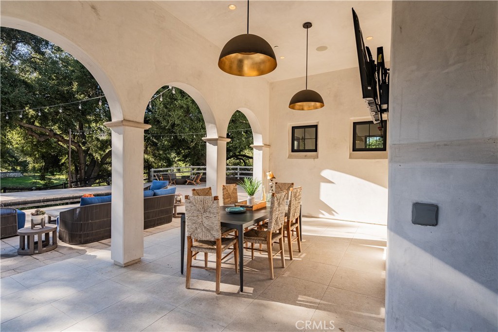 Old Agoura (850) - Residential