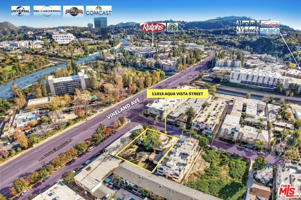 11015 Aqua Vista Street