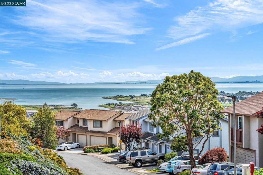listing image 130720977421273476598