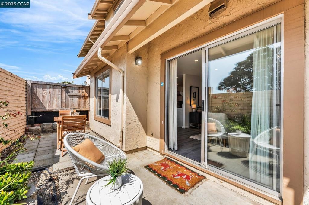 listing image 130725784044486571032