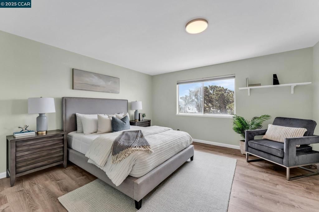 listing image 130720314968639231484