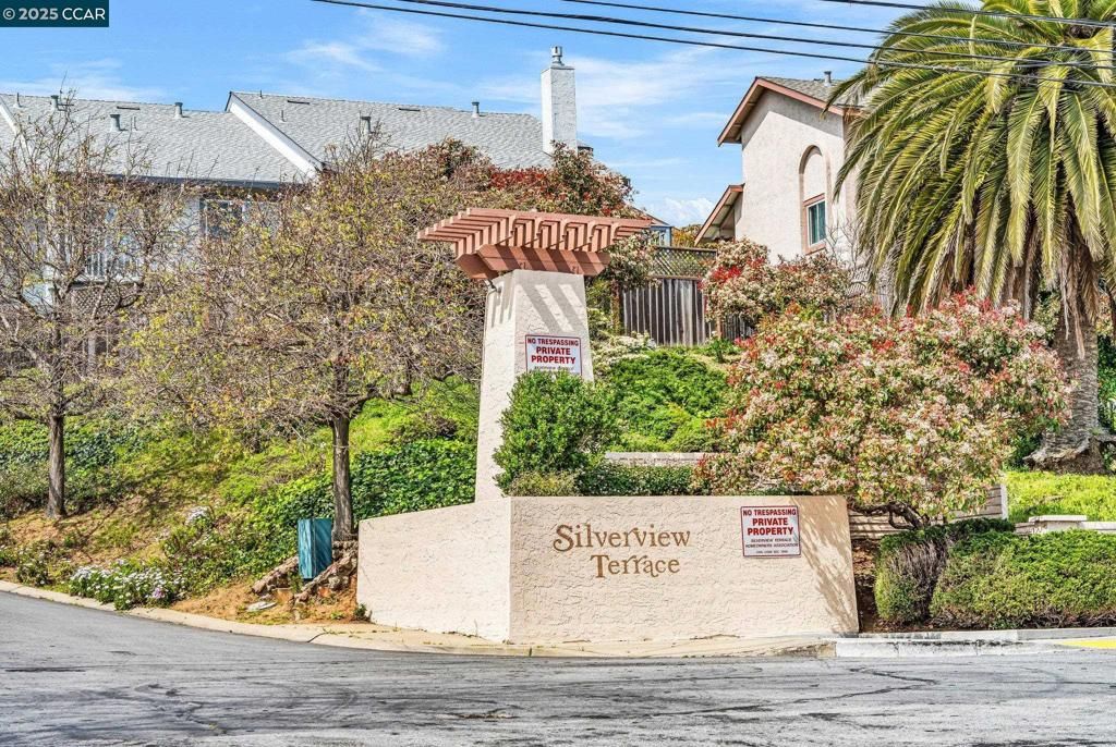 listing image 130721460665093615285