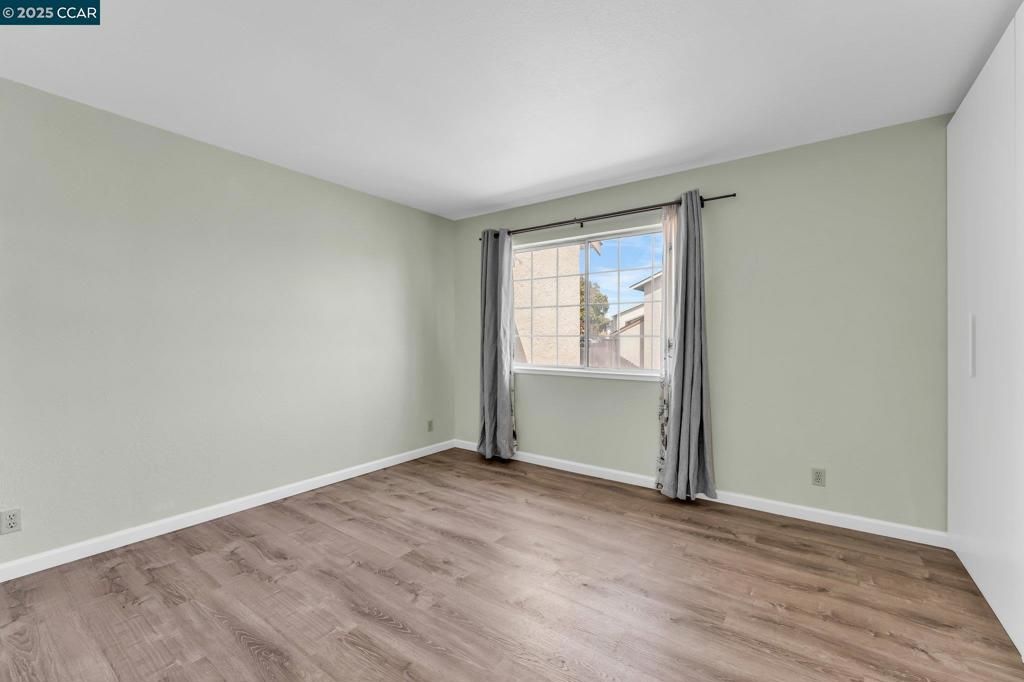 listing image 130726188866604980438