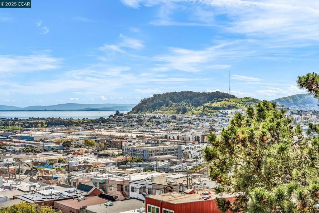 listing image 130721793218091371492