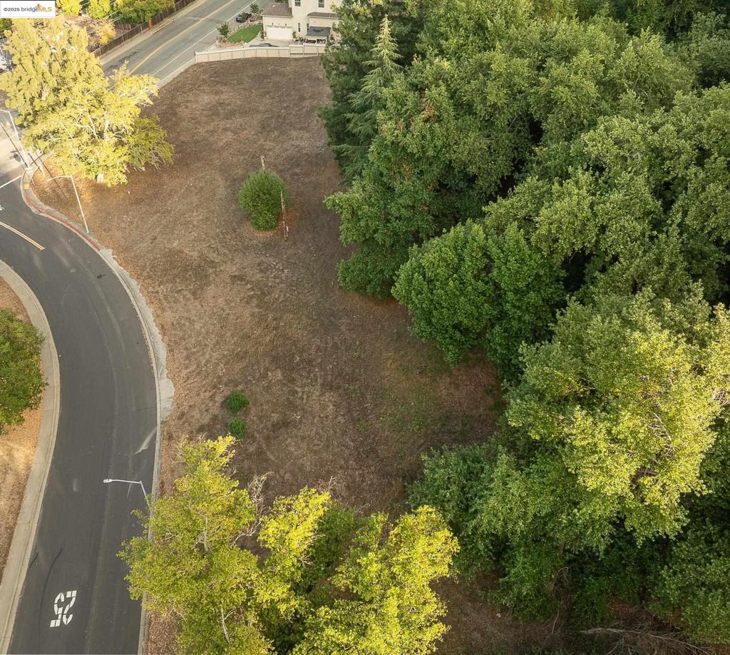 3300 Pinole Valley Rd