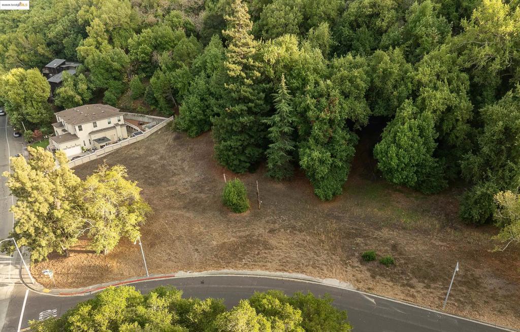 3300 Pinole Valley Rd