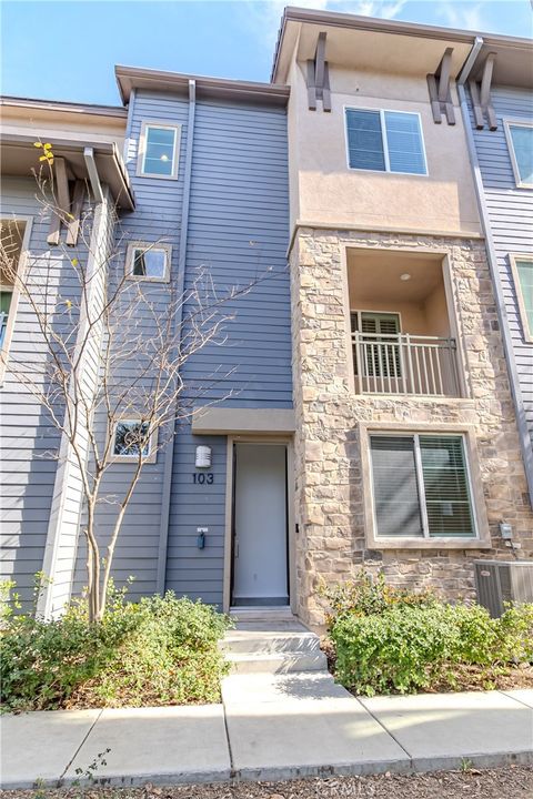 Photo of 646 Savi, Corona, CA 92878 (MLS # OC26048257)