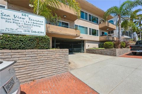 Photo of 501 Anita Street #203, Redondo Beach, CA 90278 (MLS # SB26086957)