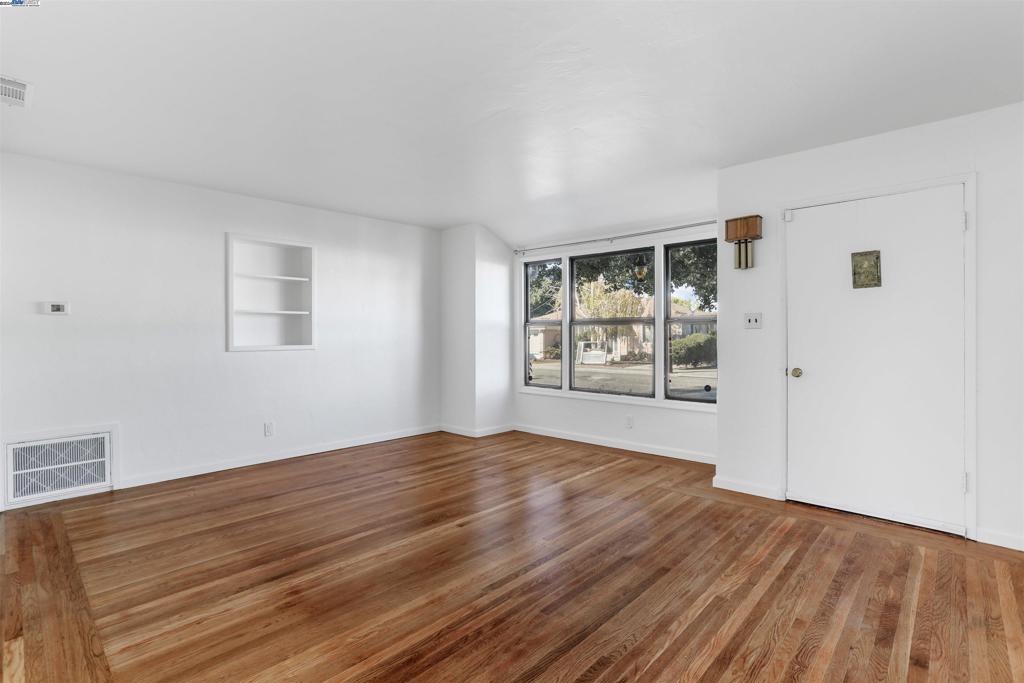 ASSUMPTION PARSH - Residential