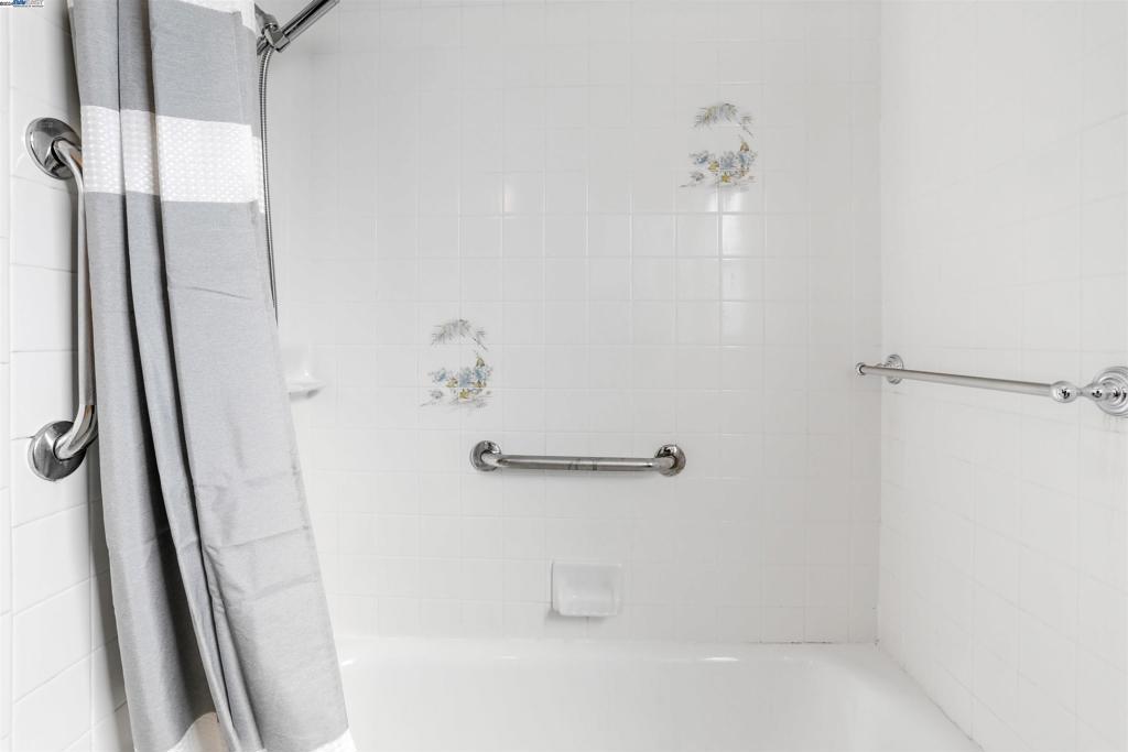 ASSUMPTION PARSH - Residential