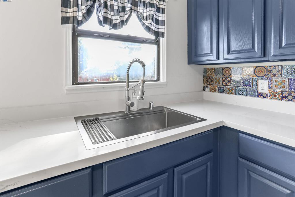 ASSUMPTION PARSH - Residential