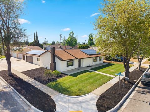 Photo of 1730 N Vista Avenue, Rialto, CA 92376 (MLS # IG26105134)