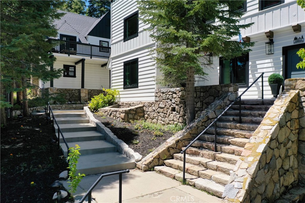 Arrowhead Woods (AWHW) - Residential