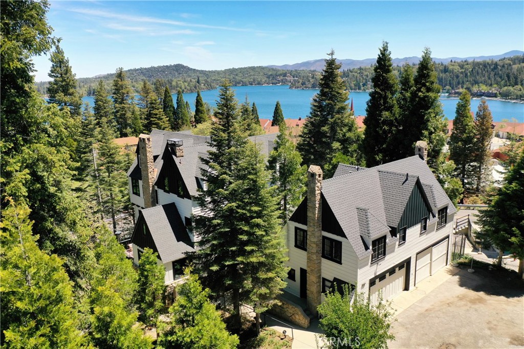 Arrowhead Woods (AWHW) - Residential