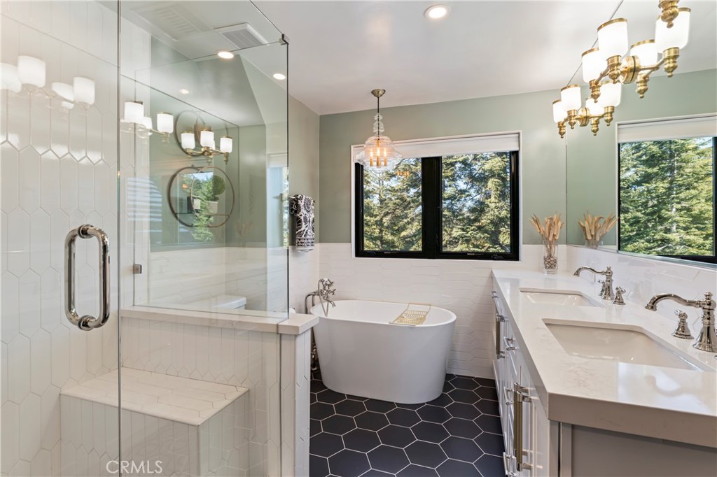 Arrowhead Woods (AWHW) - Residential
