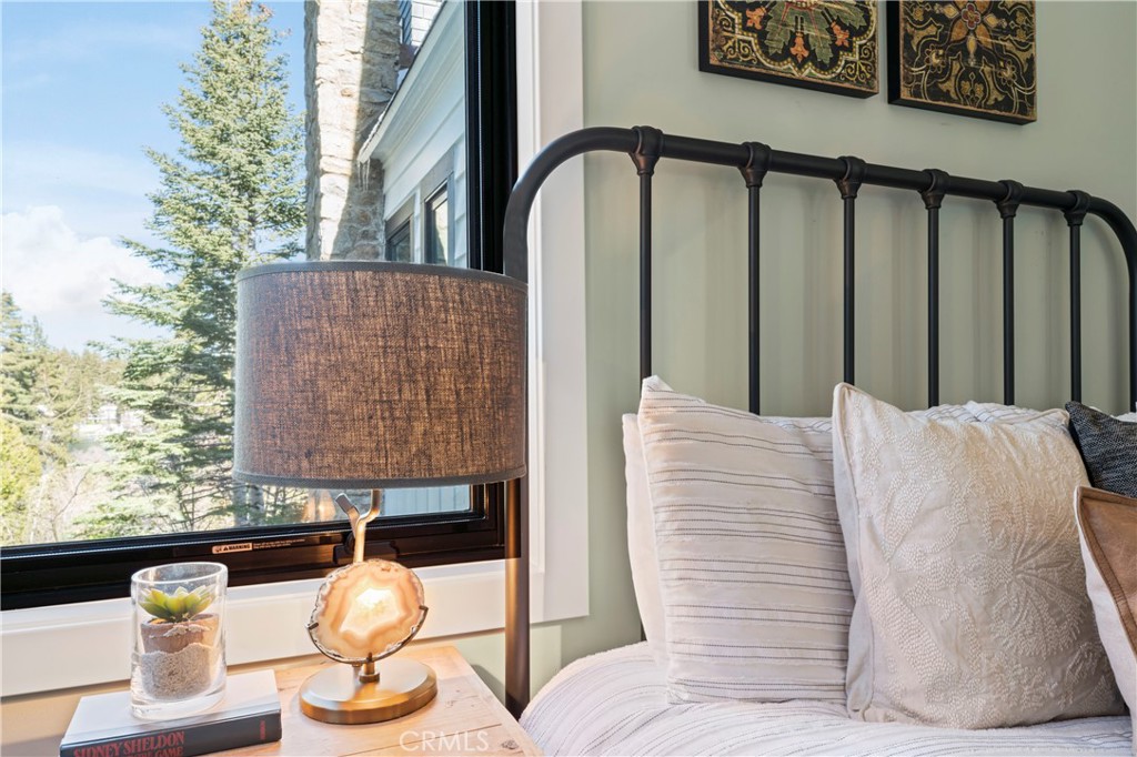 Arrowhead Woods (AWHW) - Residential