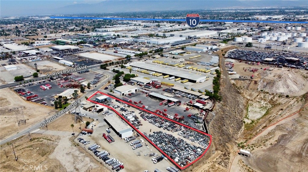 2821 Industrial Drive