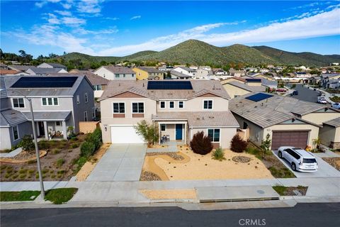 24942 Whispering Menifee CA 92584