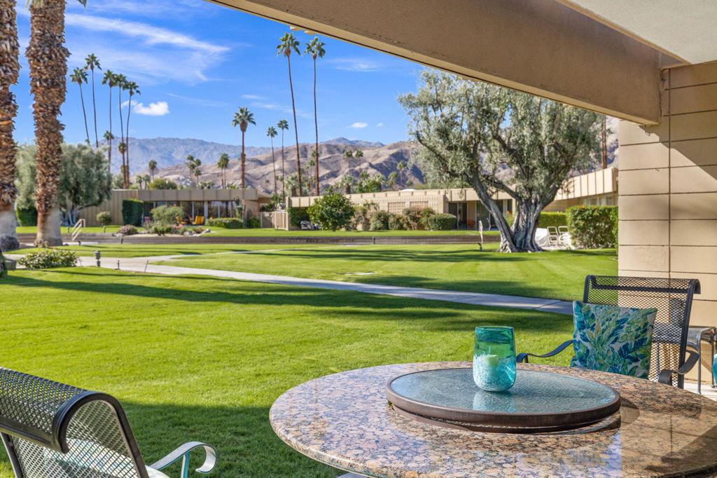 Sandpiper Palm Deser - Residential