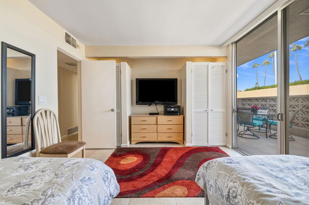 Sandpiper Palm Deser - Residential