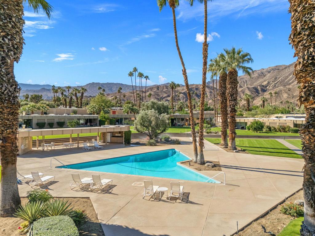 Sandpiper Palm Deser - Residential