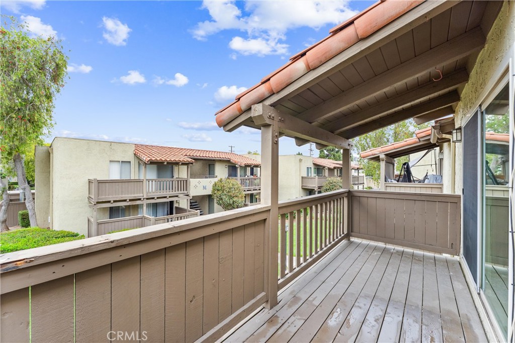 Monterey Villas - Residential