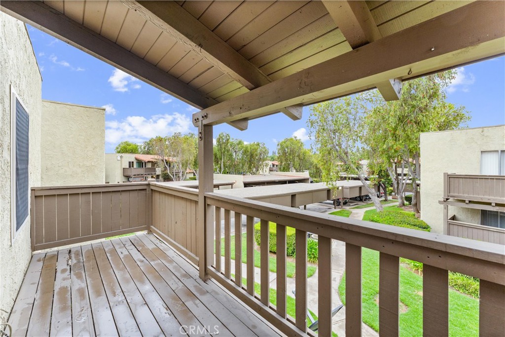 Monterey Villas - Residential