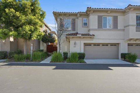 Photo of 2284 Durango Way #200, San Marcos, CA 92078 (MLS # NDP2600917)