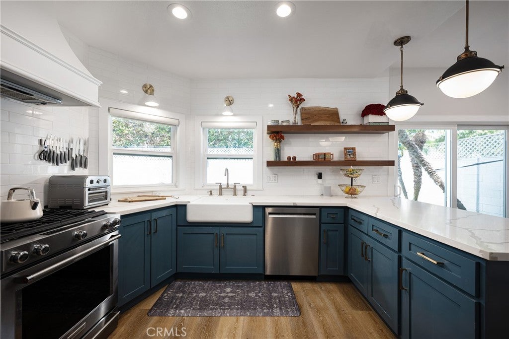 1603 Sea Horse Circle