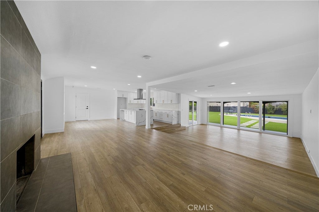 13081 Prospect Avenue