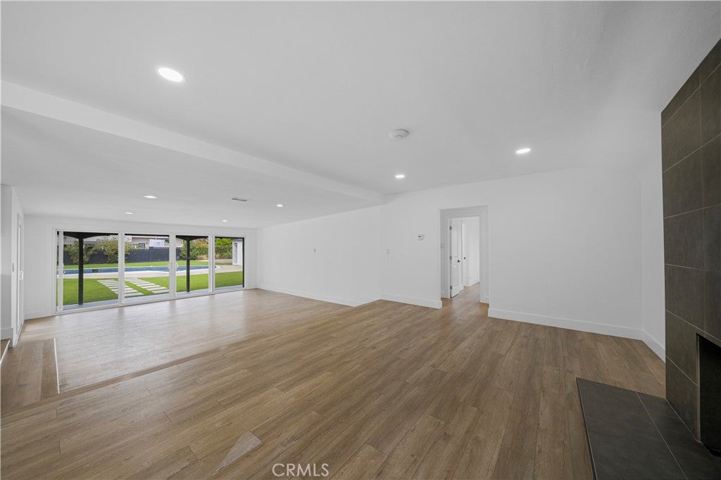 13081 Prospect Avenue