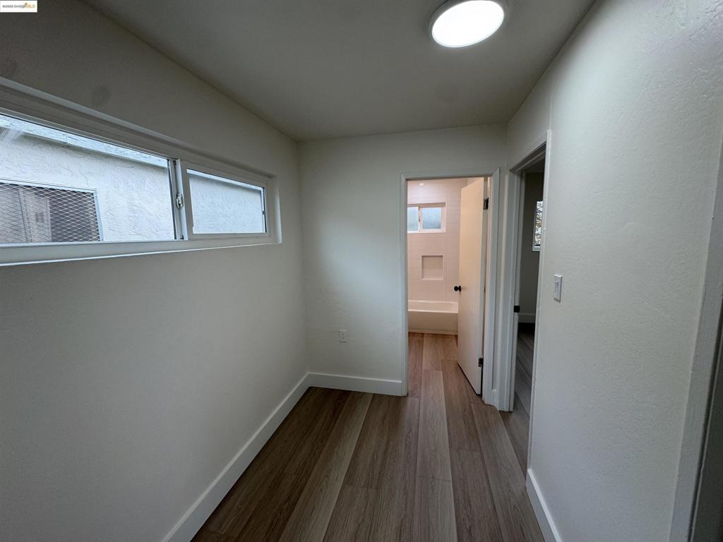 EASTMONT - Residential Income