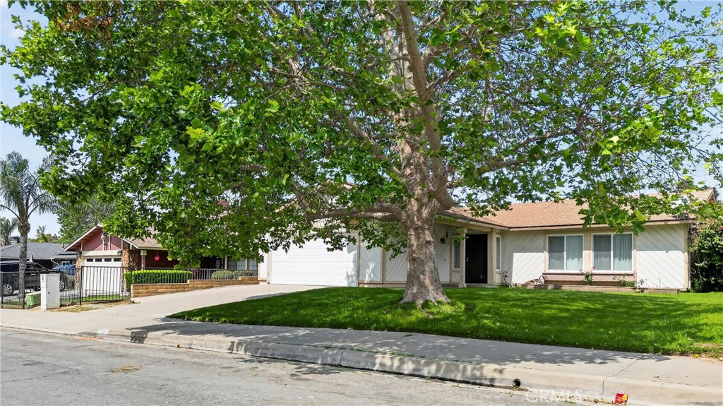 5884 Cassandra Drive