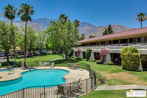 Photo of 420 N Villa Court #200, Palm Springs, CA 92262 (MLS # 26830523PS)