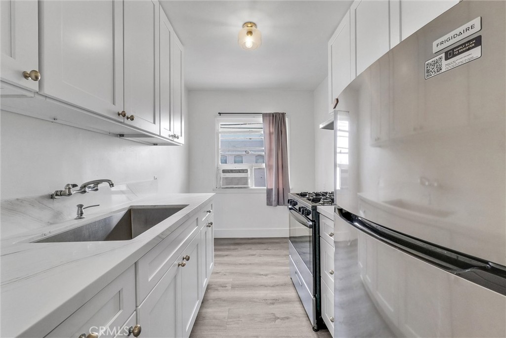 GRAYSON ARMS - Residential