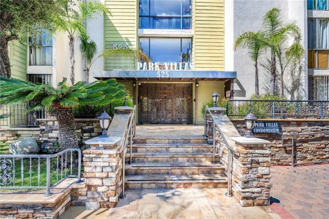 Photo of 525 S Ardmore Avenue #161, Los Angeles, CA 90020 (MLS # SR26206299)