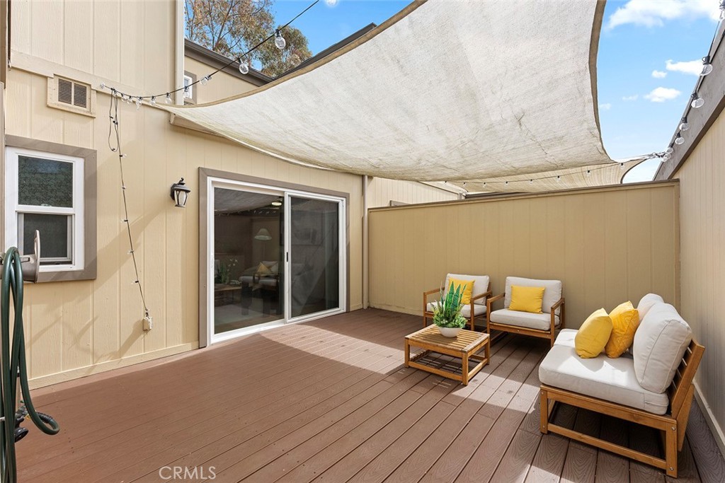 10541 Caminito Basswood