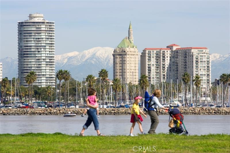 Villa Riviera (VLR) - Residential Lease