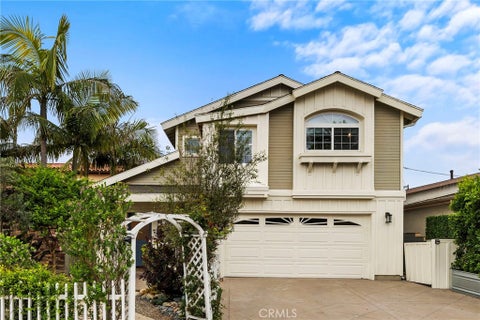 Photo of 34271 Via Lopez, Dana Point, CA 92624 (MLS # OC26179263)