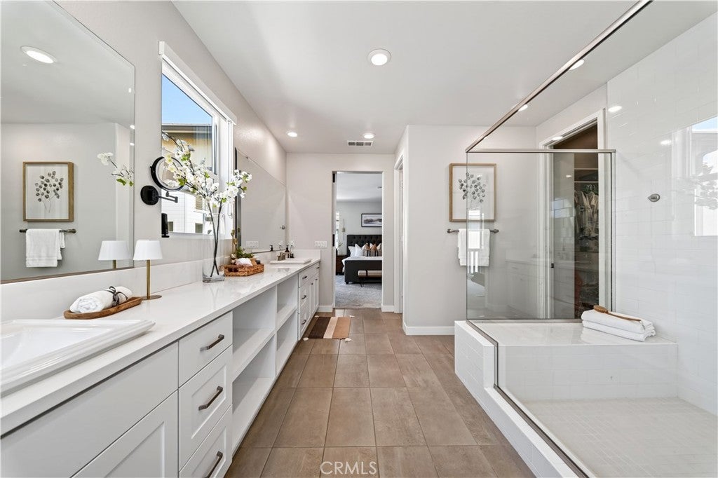 664 Athos, Lake Forest CA 92630 - Photo 18